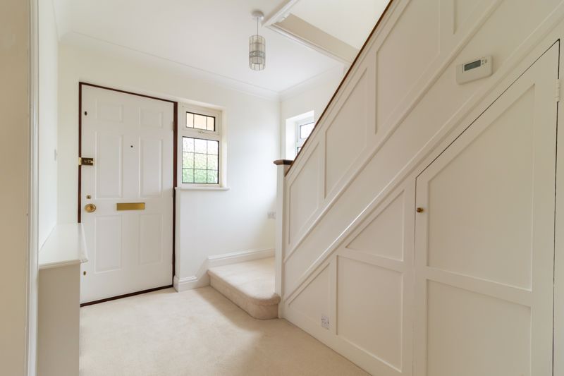 6 Rushton Avenue South Godstone